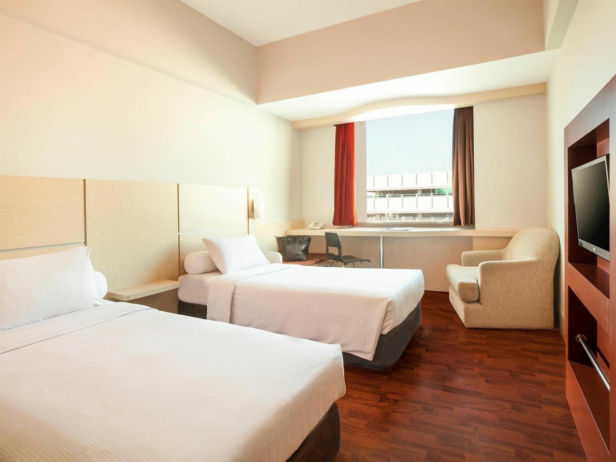 Hotel Horison Arcadia Mangga Dua Dżakarta Zewnętrze zdjęcie